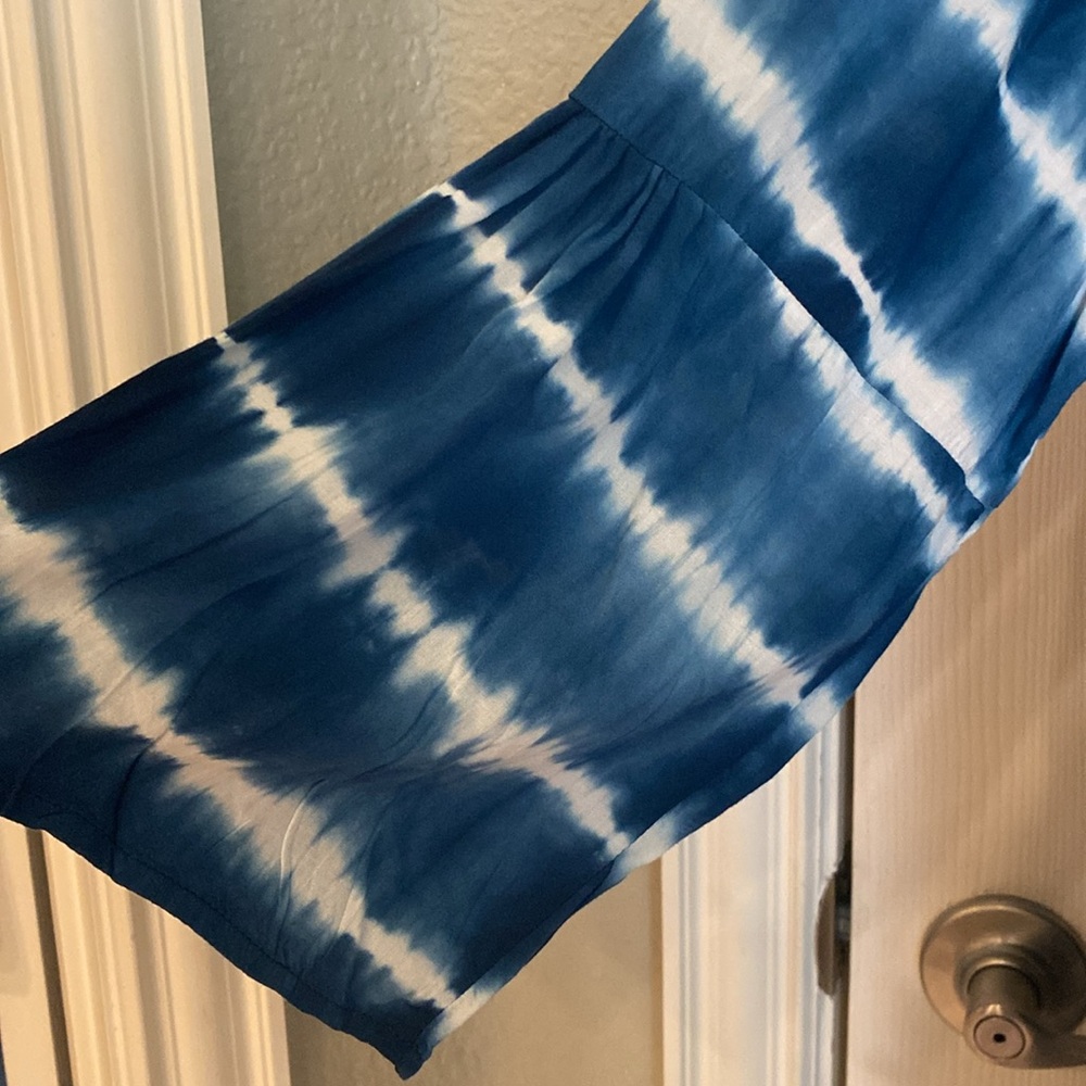 Chalet et Cecil, size S, blue tye dye - Picture 3 of 6